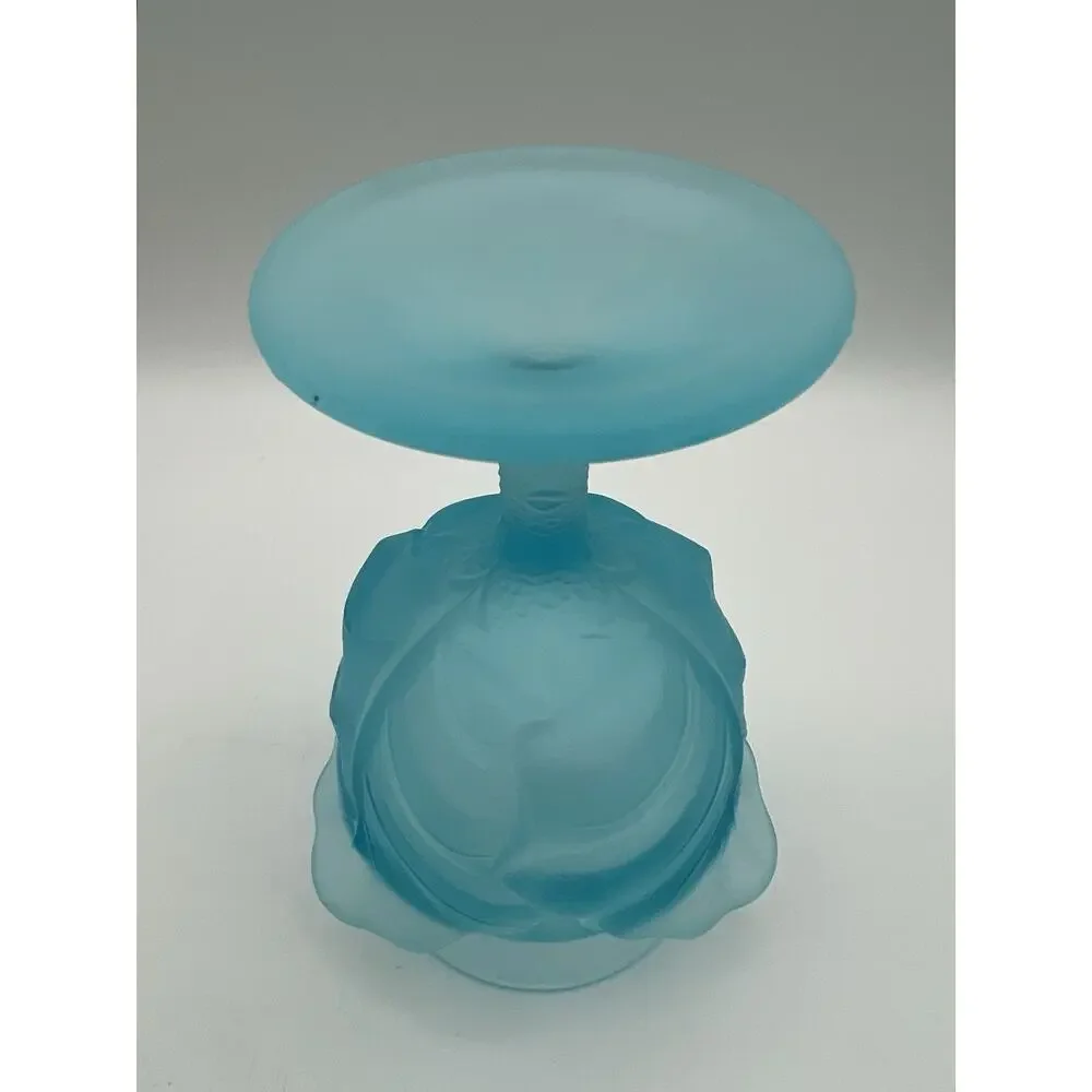 LG Wright Blue Satin Glass Cabbage Leaf Water Goblet Wine Glass 6.25” Vintage